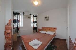 Отели типа «постель и завтрак» Pensiunea Bianco Nero Тимишоара Двухместный номер с 1 кроватью-37